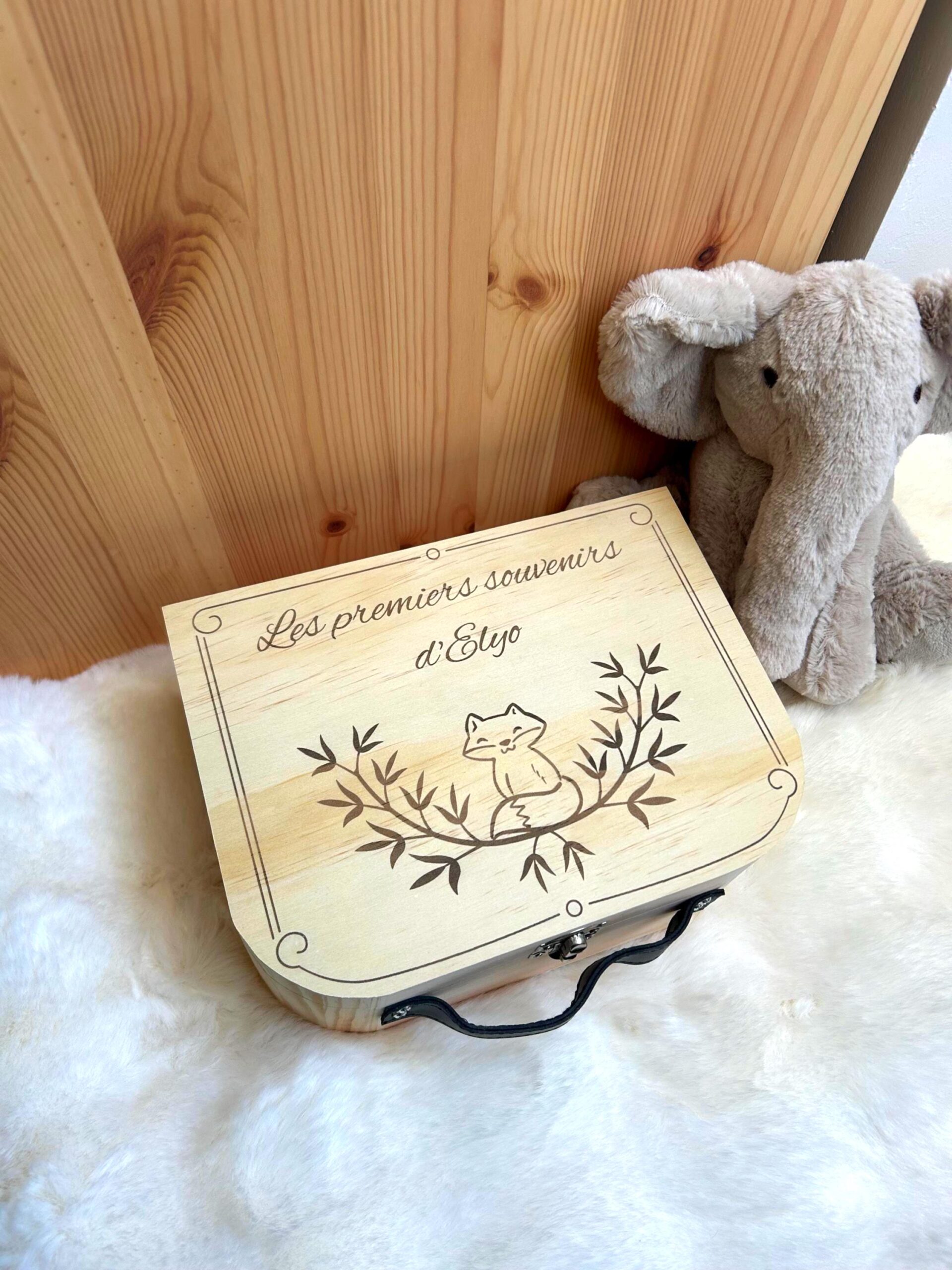 Valise à souvenirs bébé Personnalisé en bois – Cadeau naissance ou anniversaire/Baptême – illustration Renard – Image 2