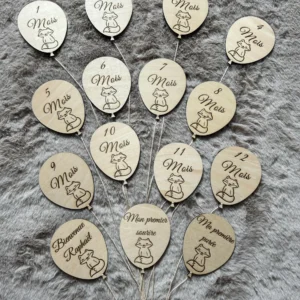 Cartes étapes bébé en bois personnalisées – Forme ballon – kit 13 cartes + premières fois – renard, éléphant, lion
