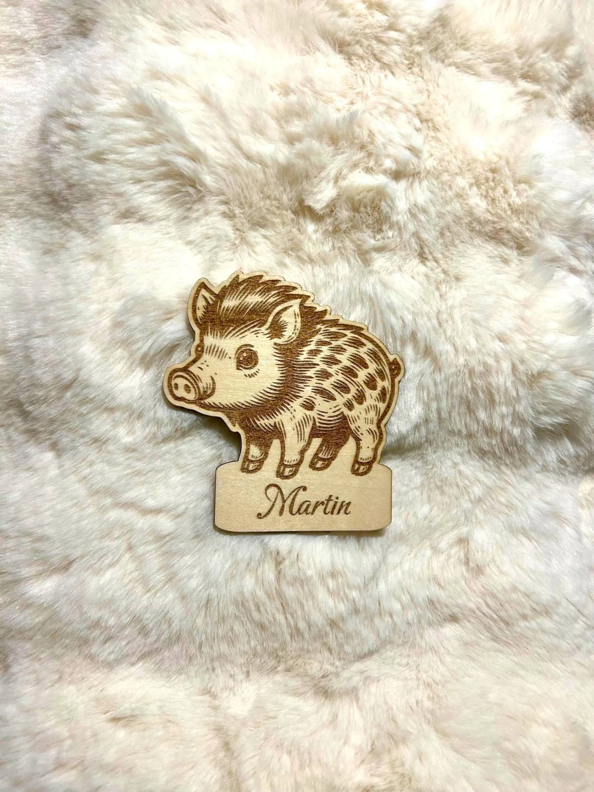 Marques-places personnalisés en bois – Animaux de la forêt – Prénom gravé – Baptême fille ou garçon – Image 4