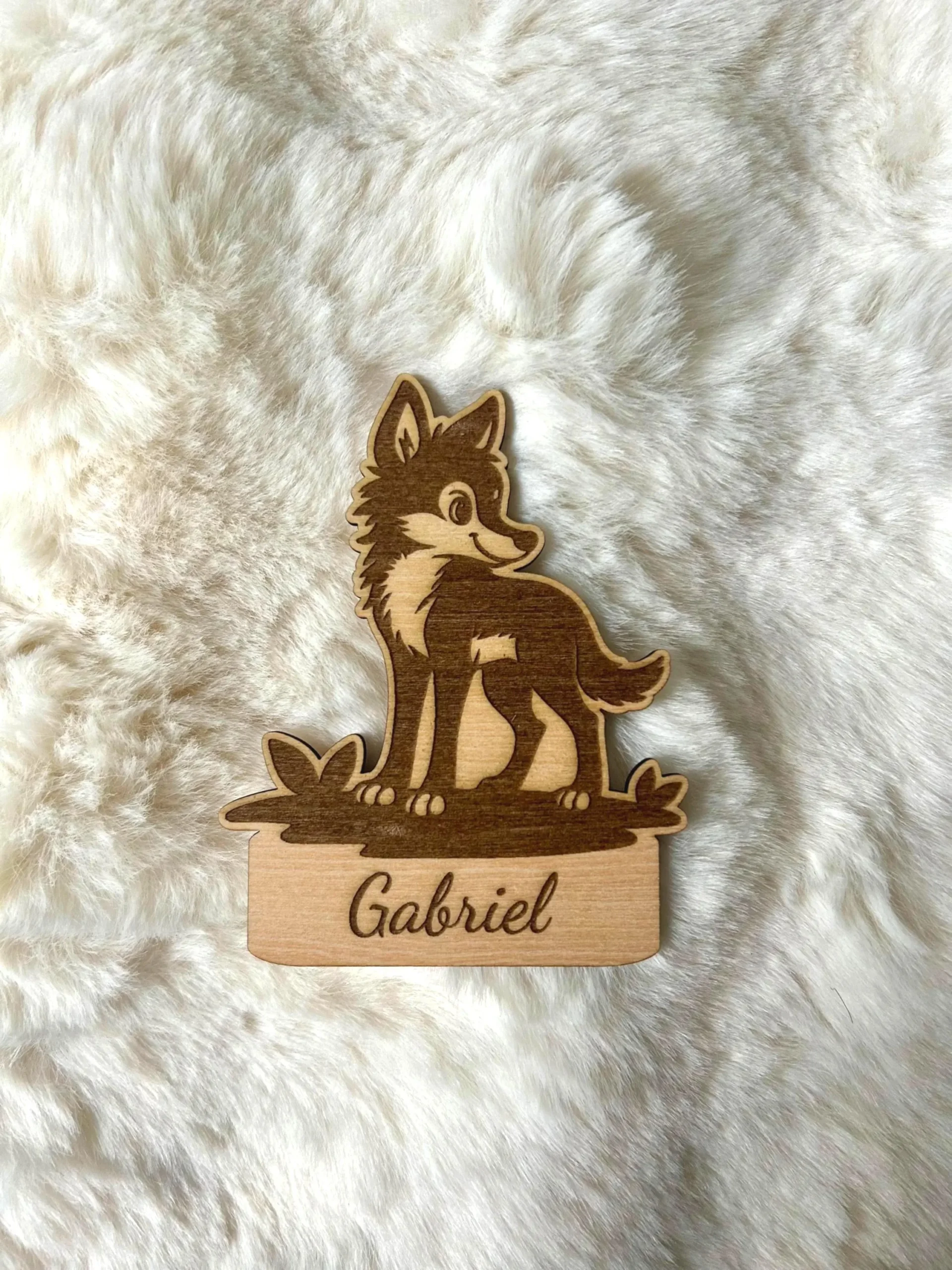 Marques-places personnalisés en bois – Animaux de la forêt – Prénom gravé – Baptême fille ou garçon – Image 8