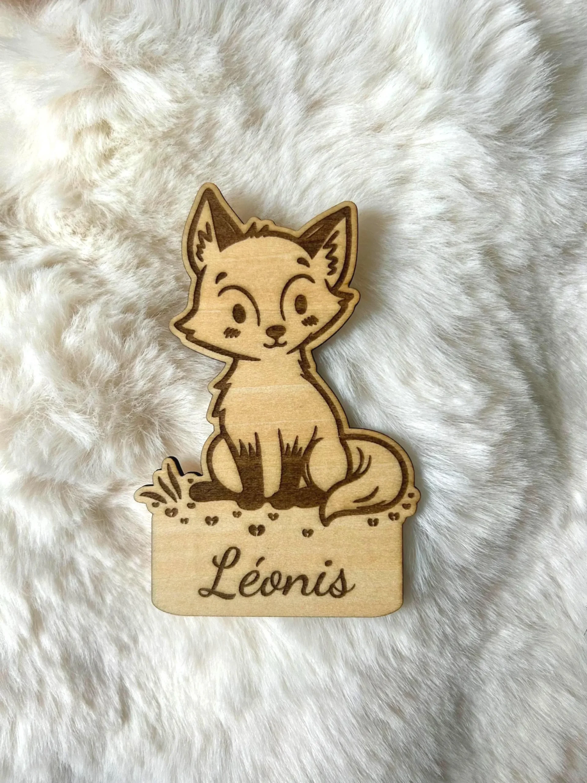 Marques-places personnalisés en bois – Animaux de la forêt – Prénom gravé – Baptême fille ou garçon – Image 10