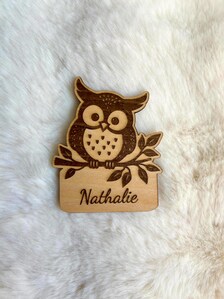 Marques-places personnalisés en bois – Animaux de la forêt – Prénom gravé – Baptême fille ou garçon – Image 15