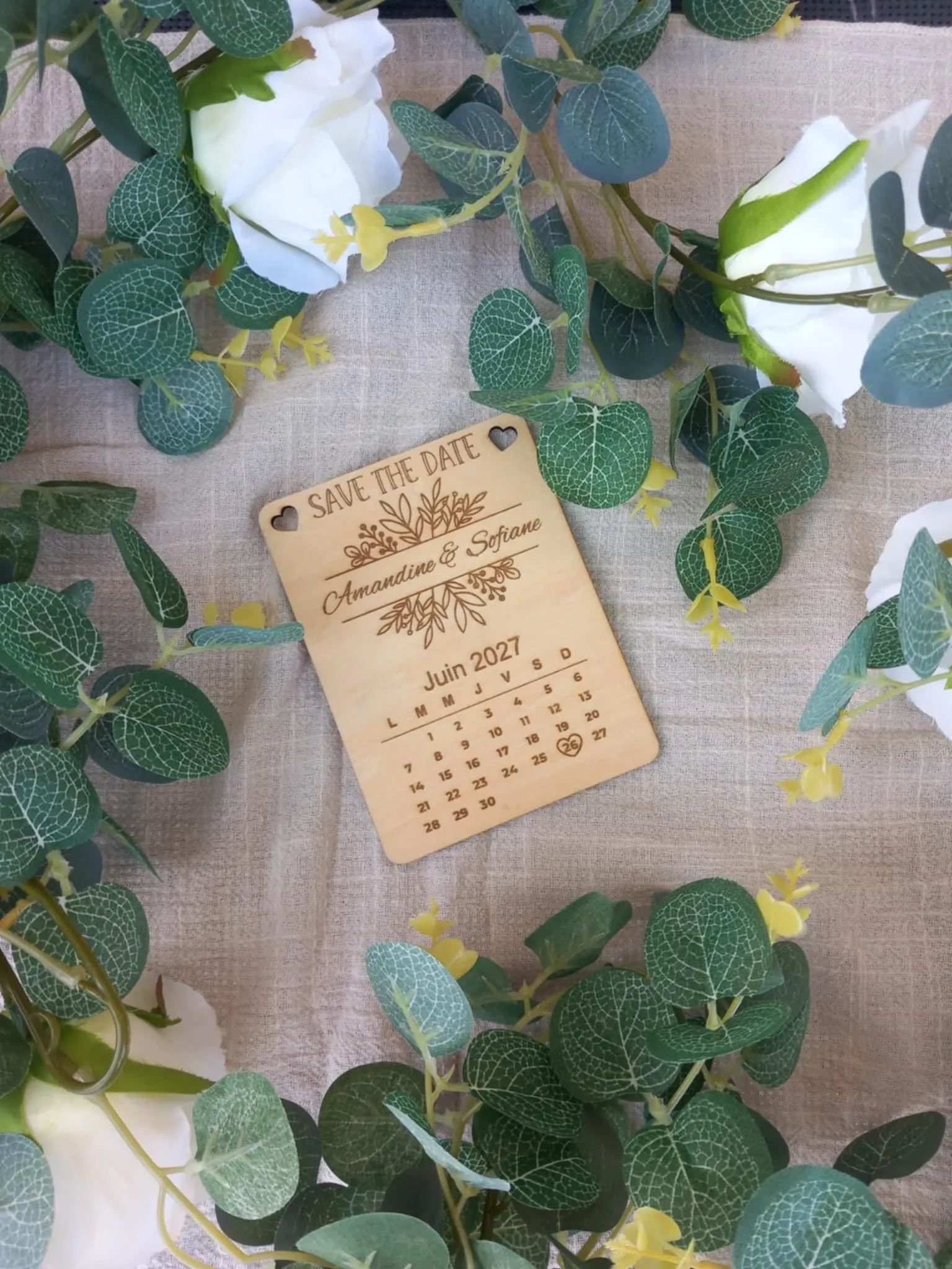 Save the Date bois personnalisé – Gravure prénom & date – Magnet mariage – Annonce mariage originale – Image 3