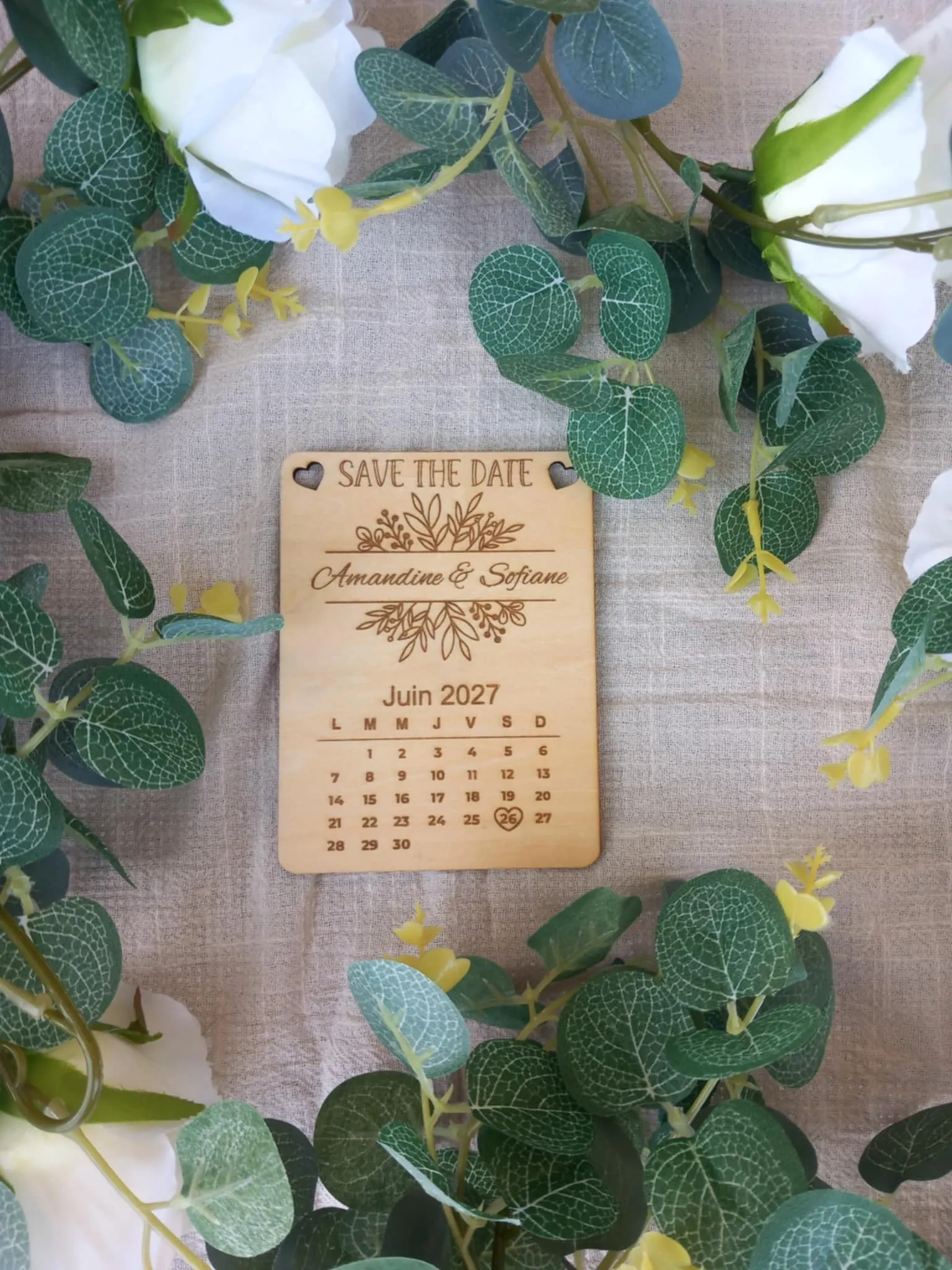 Save the Date bois personnalisé – Gravure prénom & date – Magnet mariage – Annonce mariage originale – Image 4