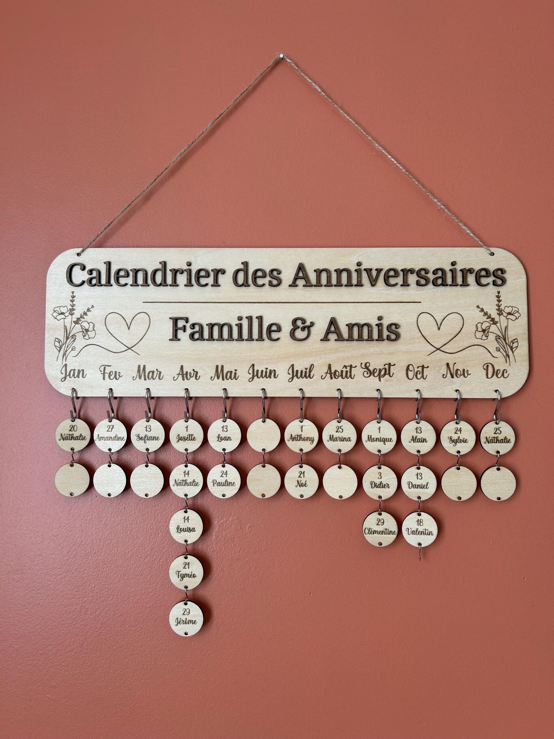 Calendrier des anniversaires en bois personnalisé – calendrier perpétuel familial – décoration murale artisanale famille & amis – Image 2